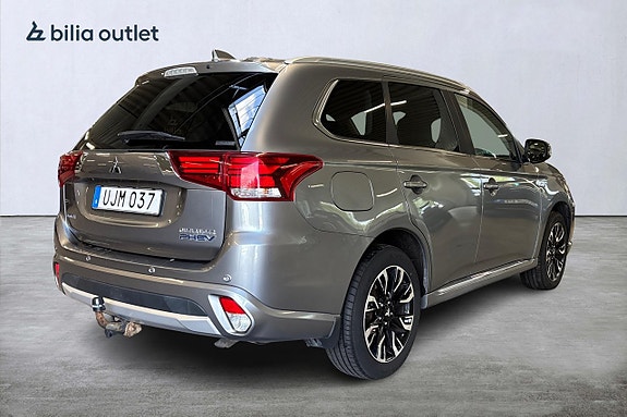 Mitsubishi Outlander 6 of 26