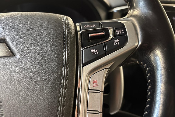 Mitsubishi Outlander 24 of 26
