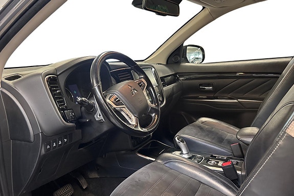 Mitsubishi Outlander 13 of 26