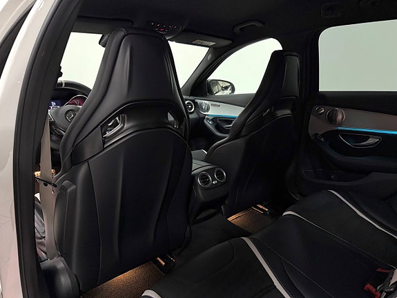 Mercedes-Benz C63 16 of 30
