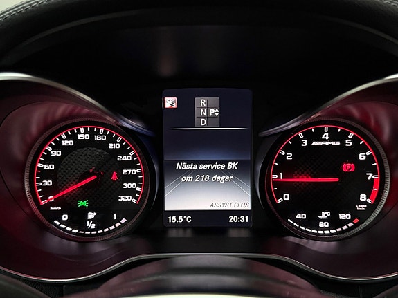 Mercedes-Benz C63 20 of 30