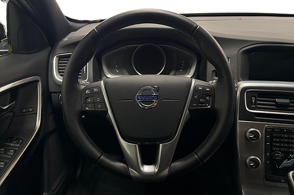 Volvo V60 Cross Country 17 of 30