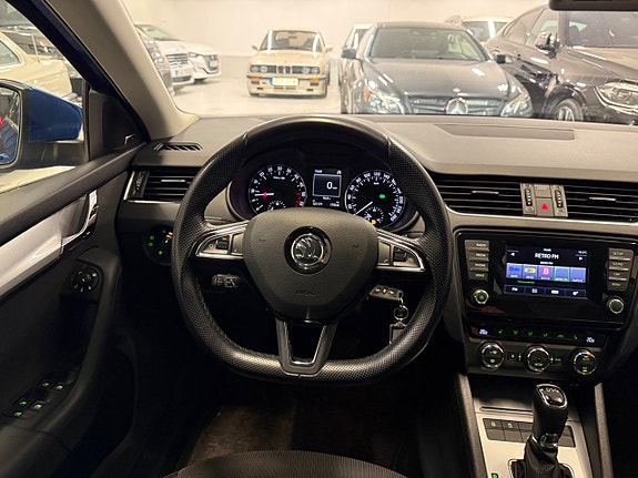 Skoda Octavia 18 of 30