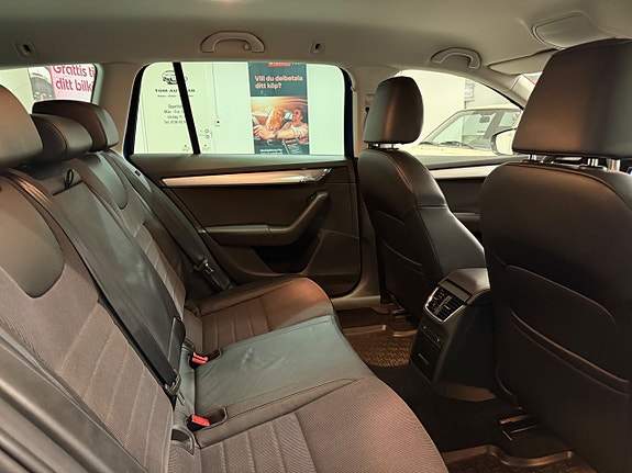 Skoda Octavia 15 of 30