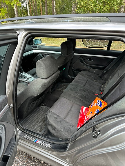 BMW 525i 9 of 10