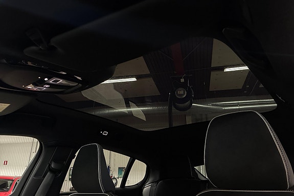 Volvo C40 18 of 30