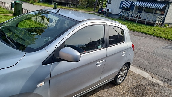 Mitsubishi Space Star 3 of 4