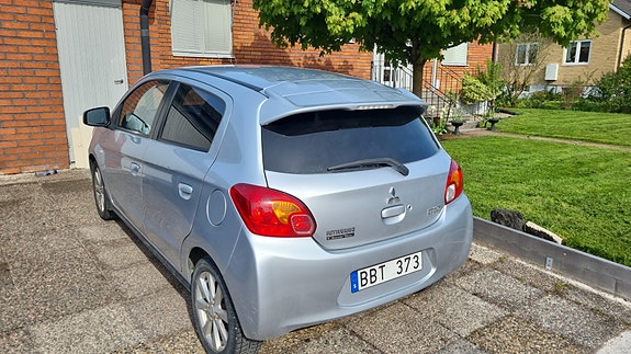 Mitsubishi Space Star 2 of 4