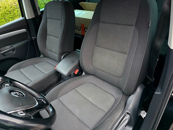 Volkswagen Sharan 13 of 26