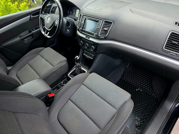 Volkswagen Sharan 14 of 26