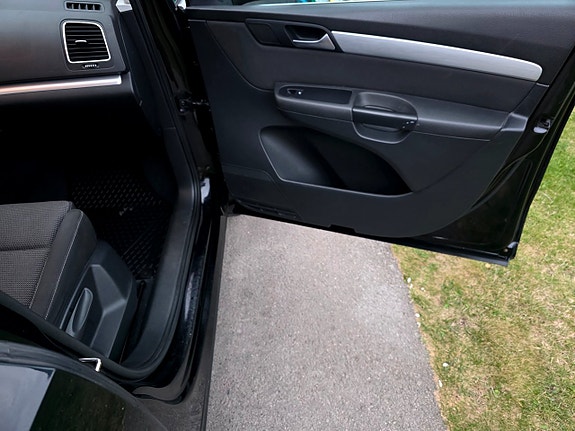 Volkswagen Sharan 26 of 26