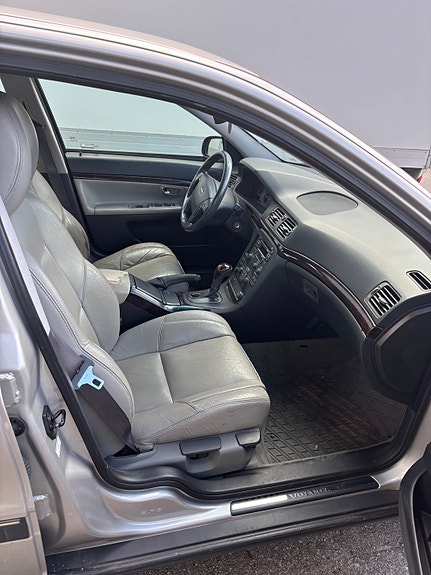 Volvo S80 6 of 10
