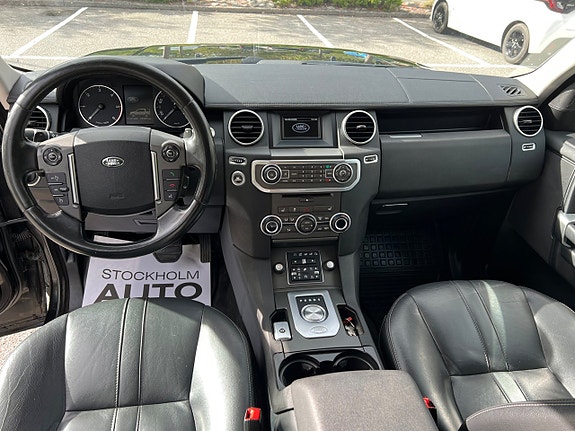 Land Rover Discovery 8 of 12