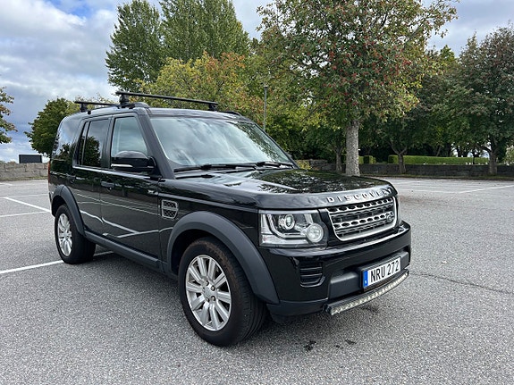 Land Rover Discovery 2 of 12