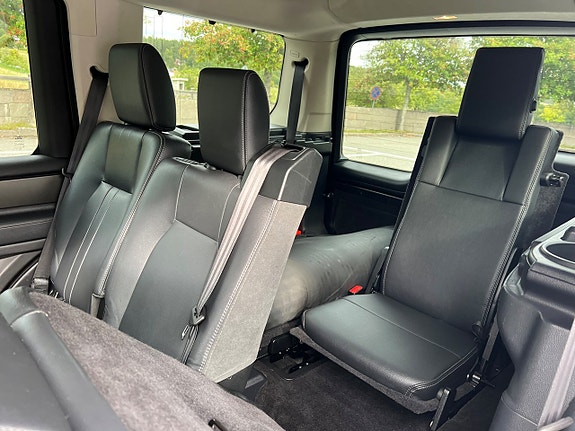 Land Rover Discovery 10 of 12