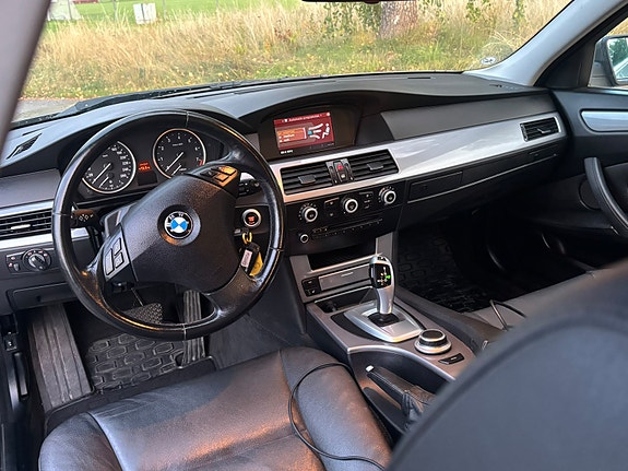 BMW 530i 13 of 13