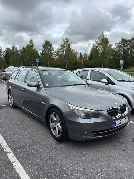 BMW 530i 11 of 13