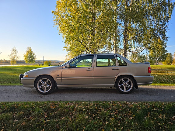Volvo S70 4 of 6