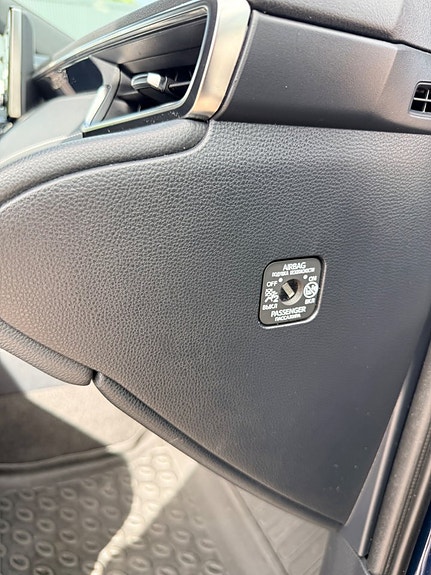 Suzuki Swace 17 of 19