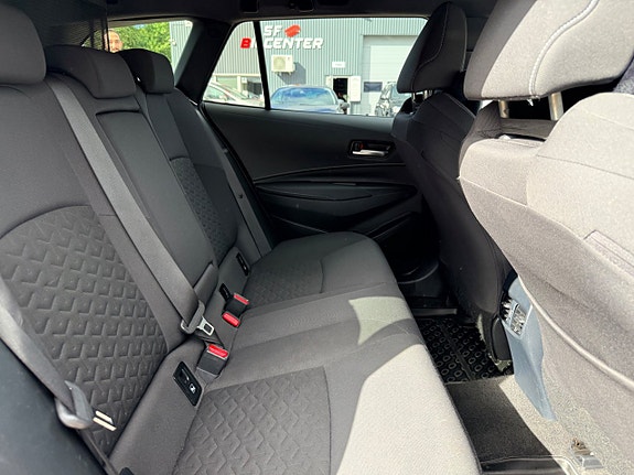 Suzuki Swace 13 of 19