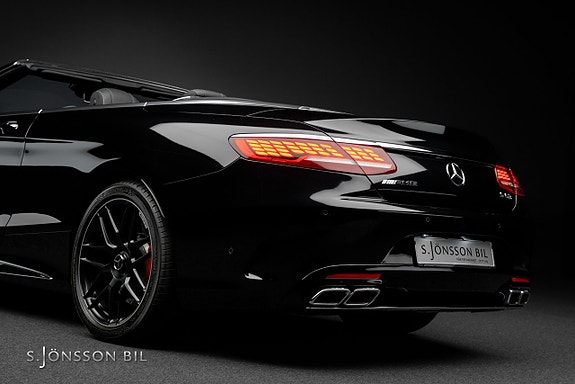 Mercedes-Benz S63 8 of 26