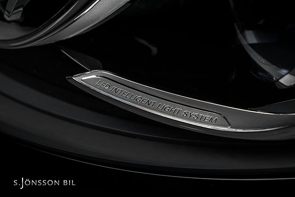 Mercedes-Benz S63 10 of 26