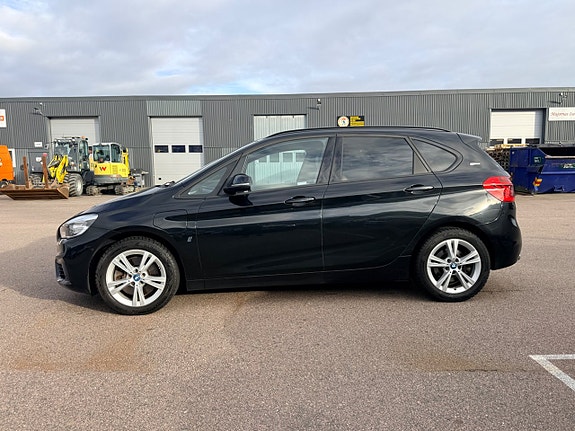 BMW 225xe 6 of 30