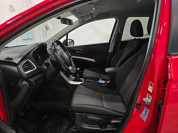Suzuki S-Cross 9 of 23