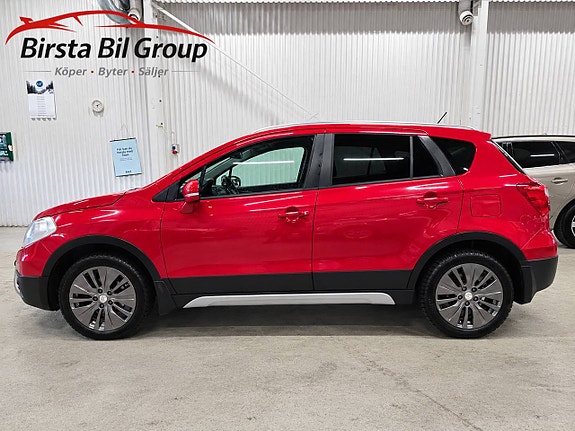 Suzuki S-Cross 8 of 23