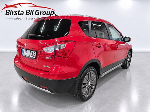 Suzuki S-Cross 3 of 23