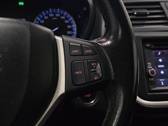 Suzuki S-Cross 16 of 23