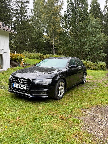 Audi A4 3 of 9