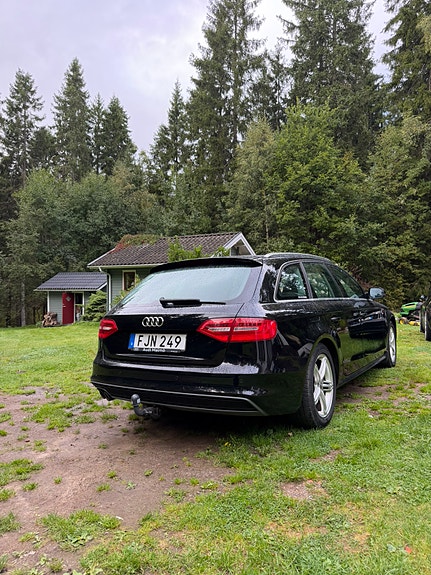 Audi A4 4 of 9
