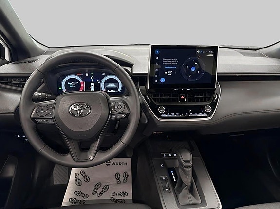 Toyota Corolla Cross 8 of 11
