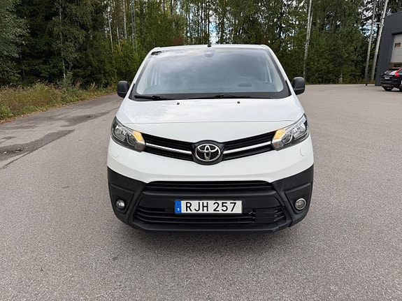 Toyota Proace 2 of 10