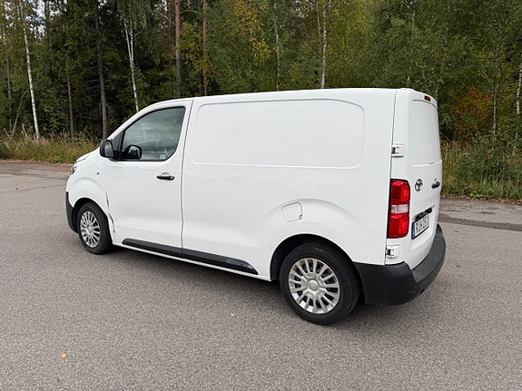 Toyota Proace 7 of 10