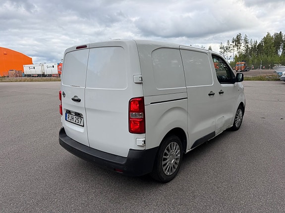 Toyota Proace 4 of 10
