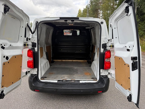 Toyota Proace 8 of 10