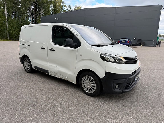 Toyota Proace 3 of 10