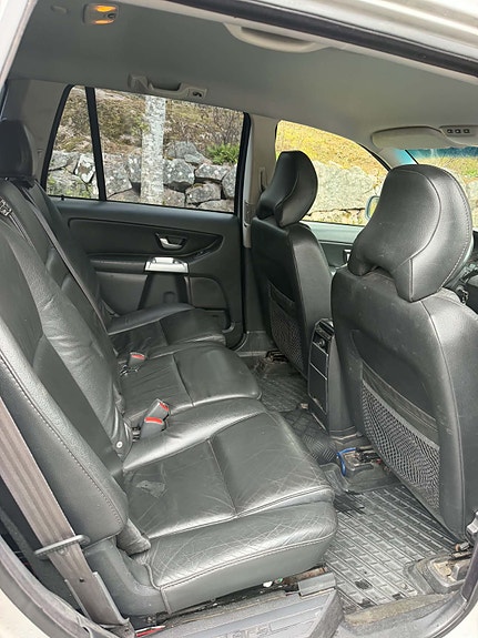 Volvo XC90 6 of 7