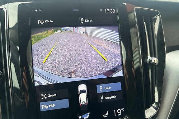 Volvo XC60 17 of 25
