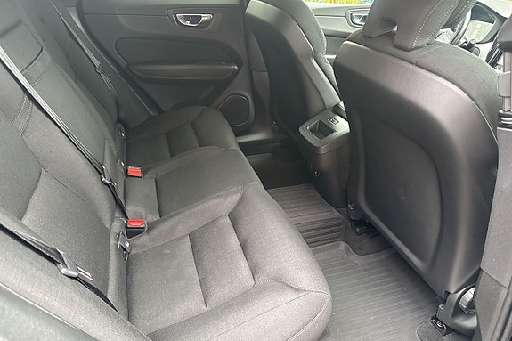 Volvo XC60 20 of 25