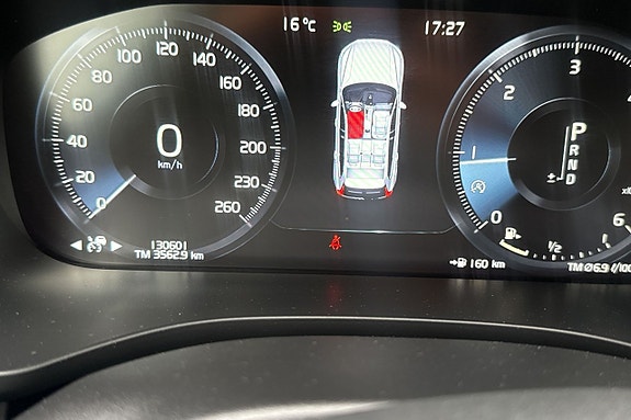Volvo XC60 12 of 25