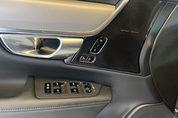 Volvo V90 16 of 16