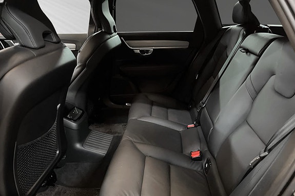 Volvo V90 8 of 16
