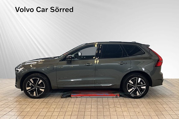 Volvo XC60 3 of 16