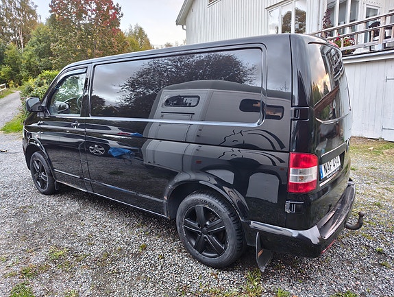 Volkswagen Transporter 3 of 8