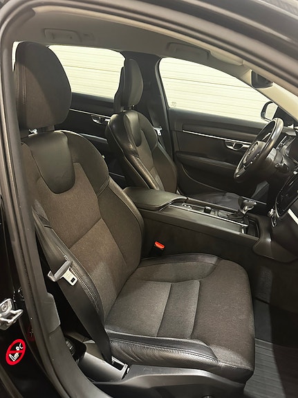Volvo V90 9 of 13
