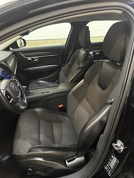 Volvo V90 8 of 13