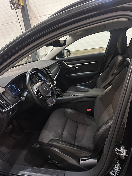 Volvo V90 7 of 13